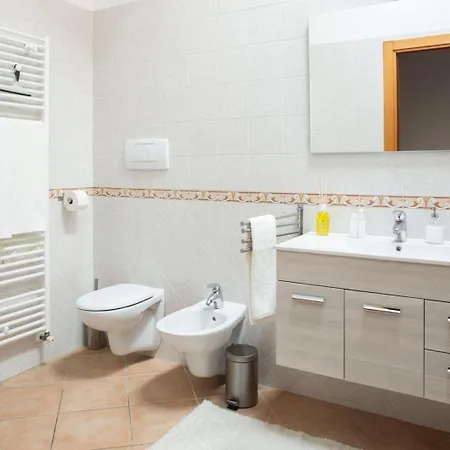 Apartment Yellow Loft Mira